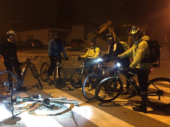 30 Kilometers in the Dark: 7th Thursday Night Ride from Zagreb