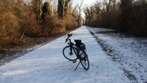 A Chilly Ride Around Frozen Jarun Lake