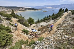 Meet the True Heroes of Croatia 365: Adria Bike and HD Navigatio