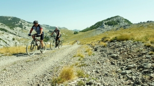 Amateurs and Cyclotourists: Meet the Unforgettable Lika Landscapes