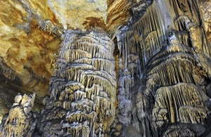 Croatian Bike Routes: Vranjača Cave near Dugopolje