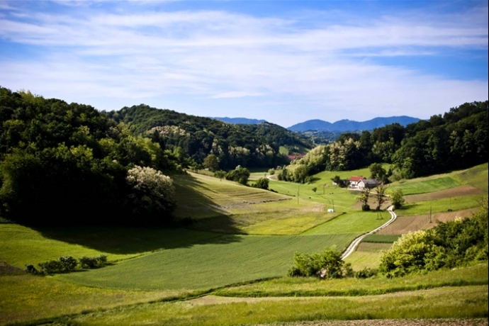 Croatian Bike Routes: Kumrovec – Desinić